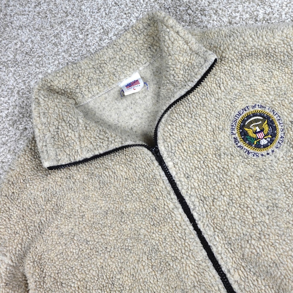 Cedar Sports Presidential Seal Sherpa Fleece Full Zip Jacket Beige‎ Mens Large